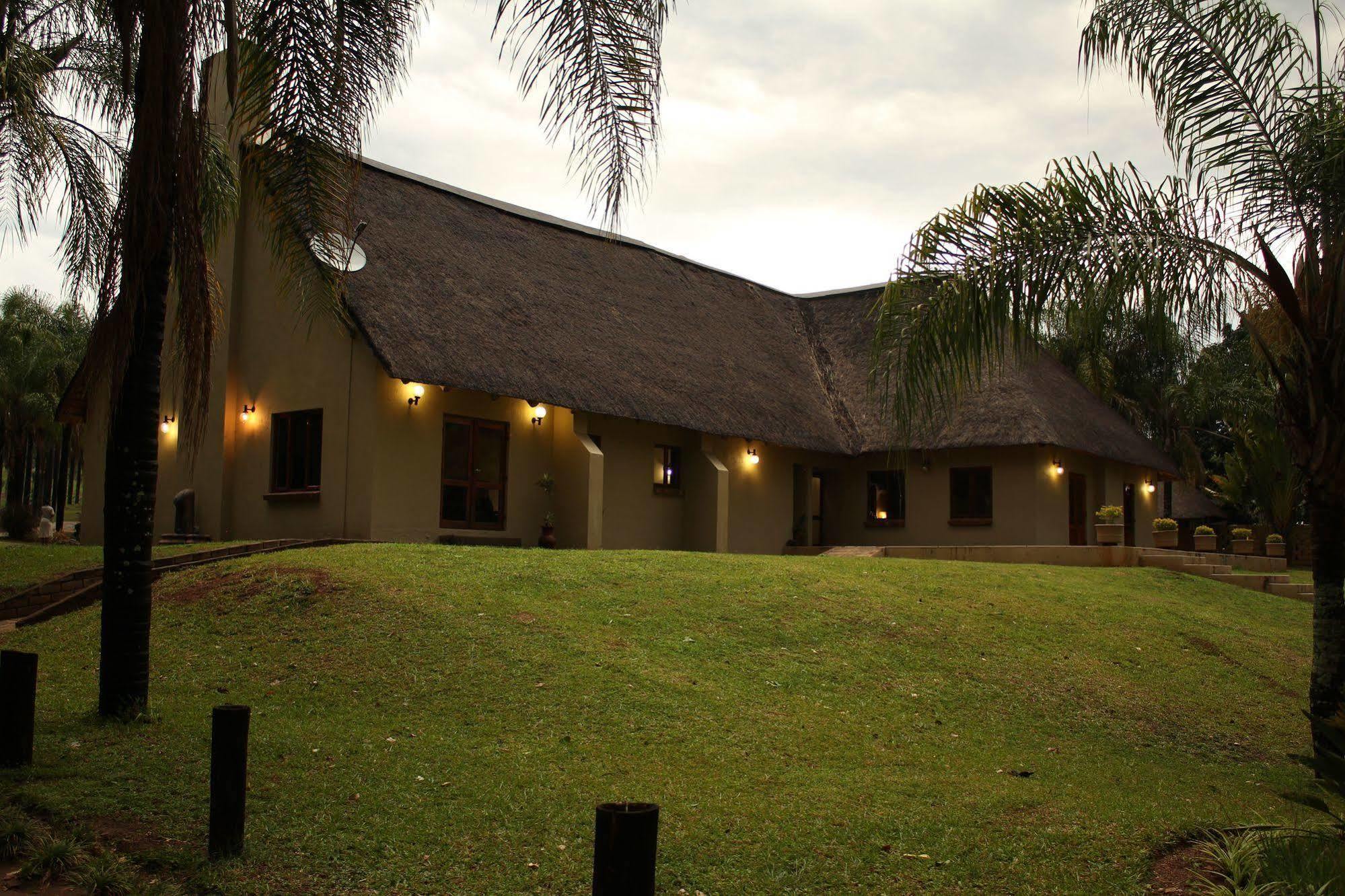 Aan De Vliet Holiday Resort Hazyview Luaran gambar
